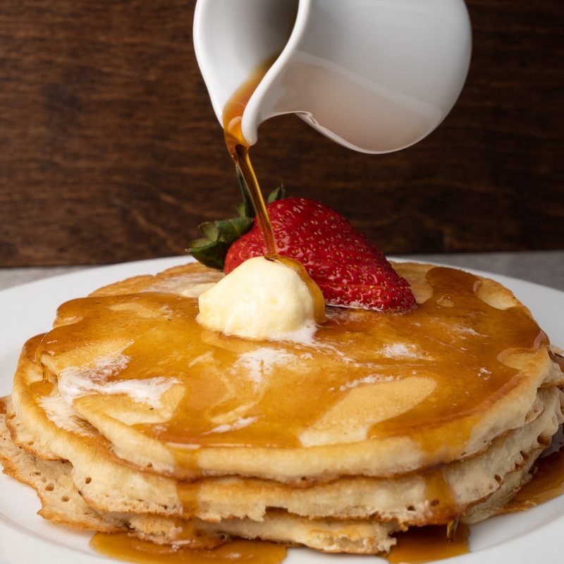 pancakes with syrup