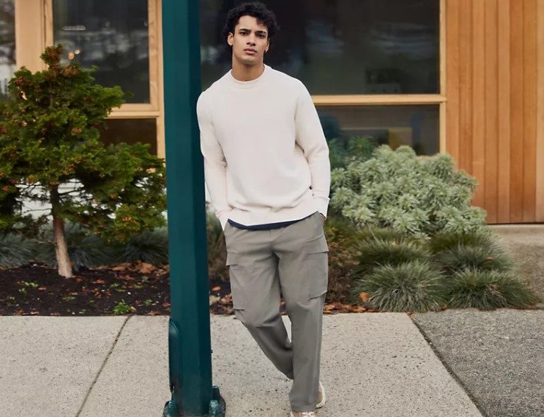 Man wearing Lululemon