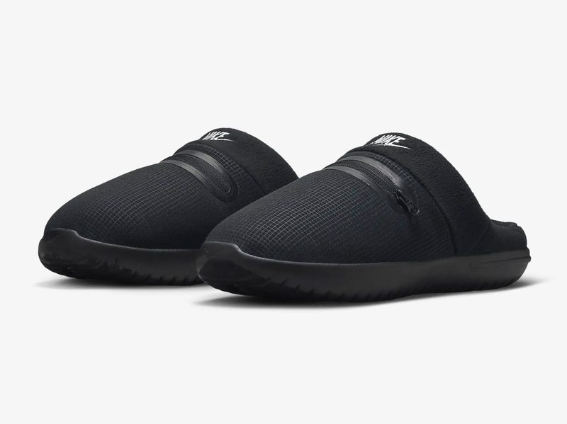 The Nike Burrow men's slippers against a white background.