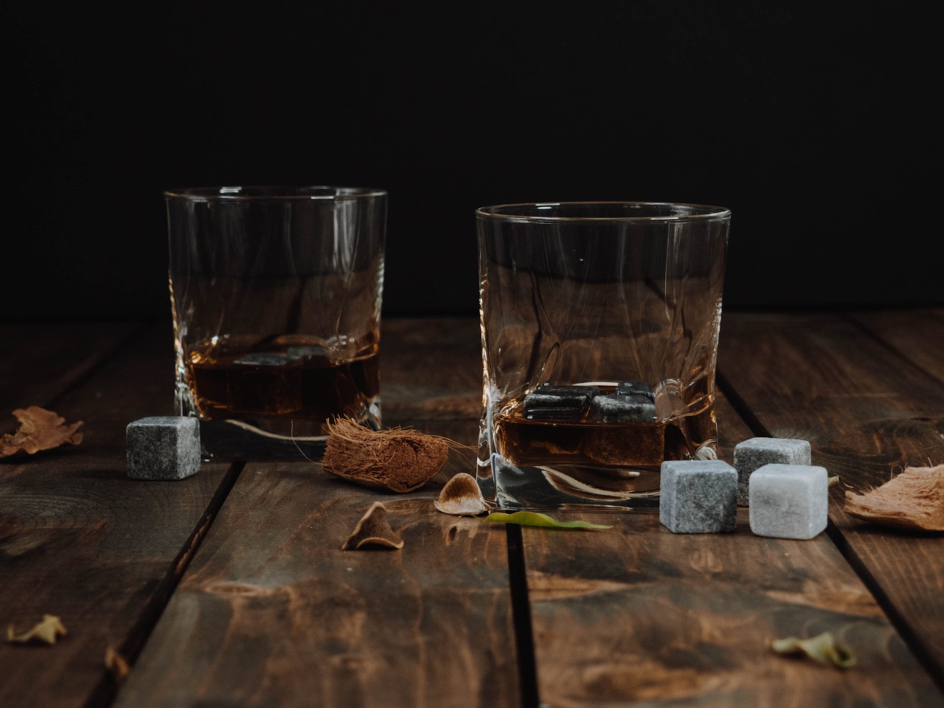 Whiskey with sugar cubes