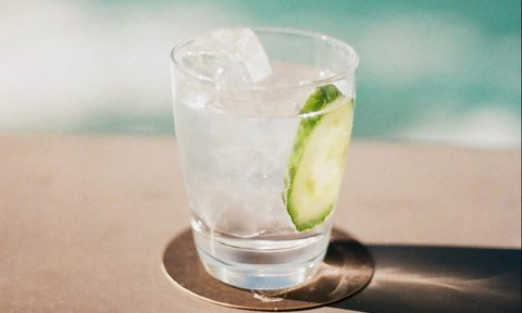 Gin drink