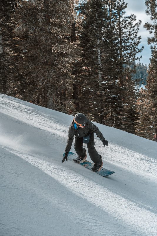 Snowboarder turning