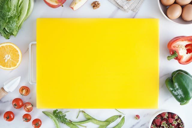 plastic cutting board
