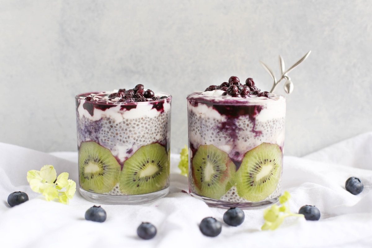a chia seed, kiwi yogurt parfait