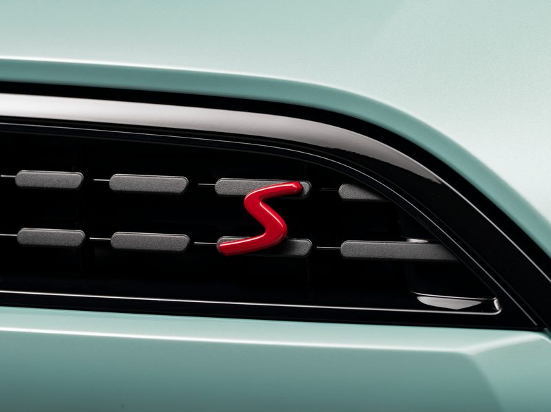 2025 Mini Cooper S red grille 'S' badge.