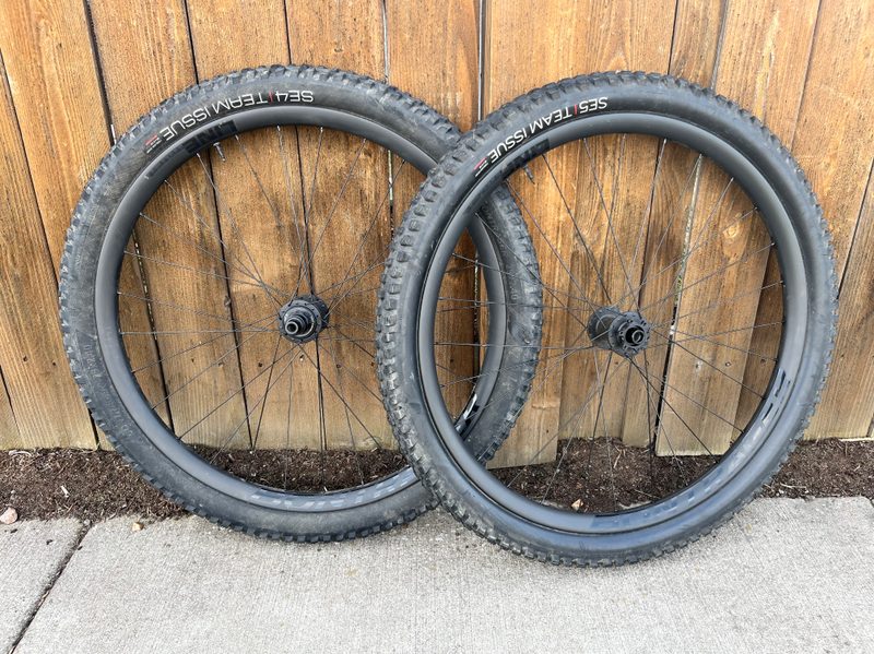 A set of used carbon fiber mountain bike wheels