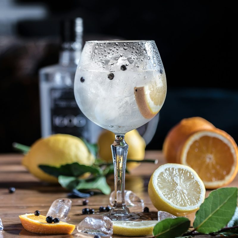 Spanish gin tonic