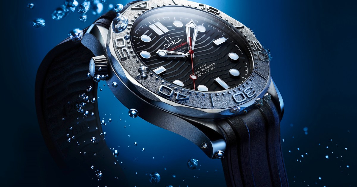 Water resistant vs waterproof watch: All you need to know - The Manual