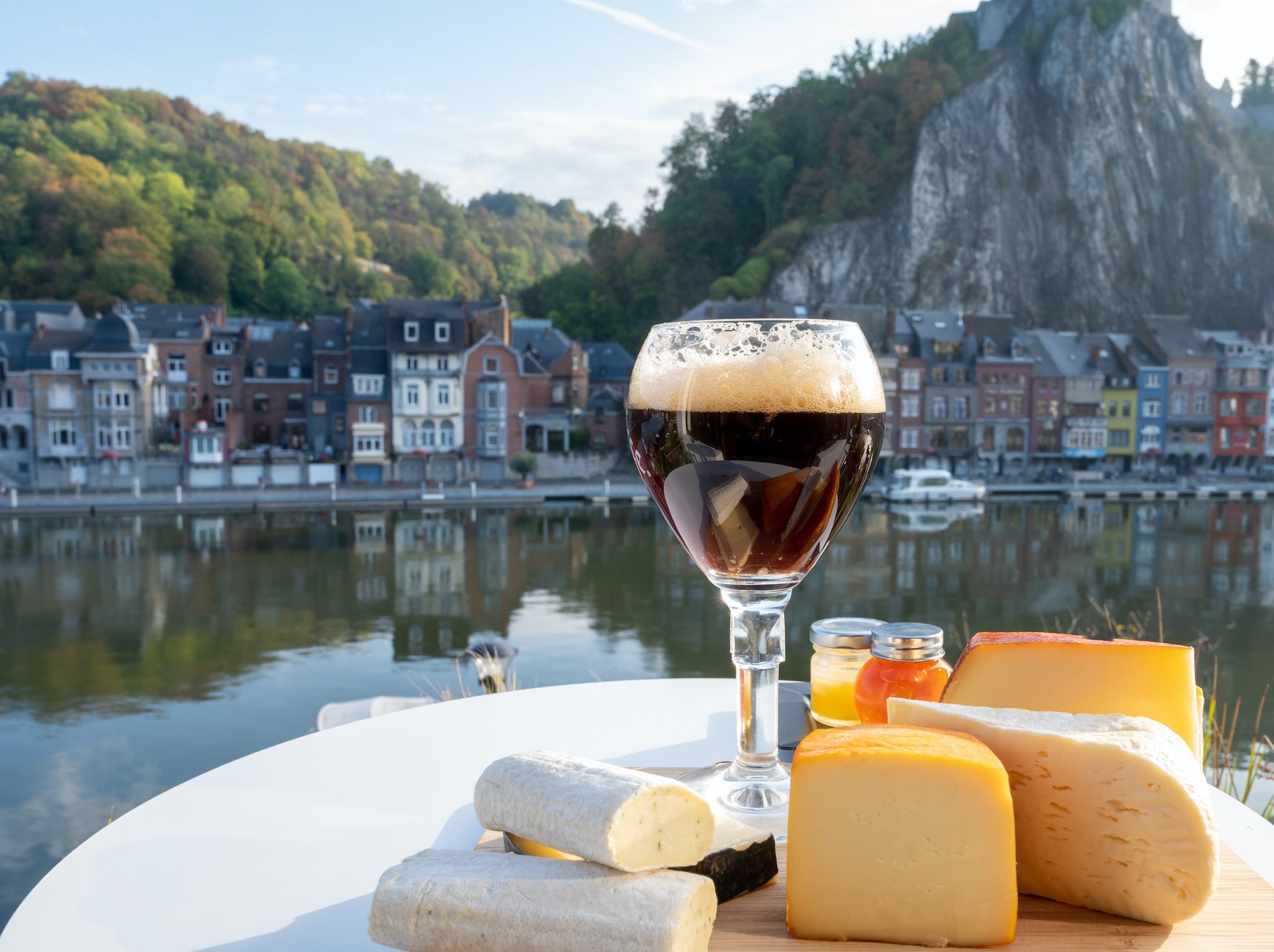 Beer and cheese spread