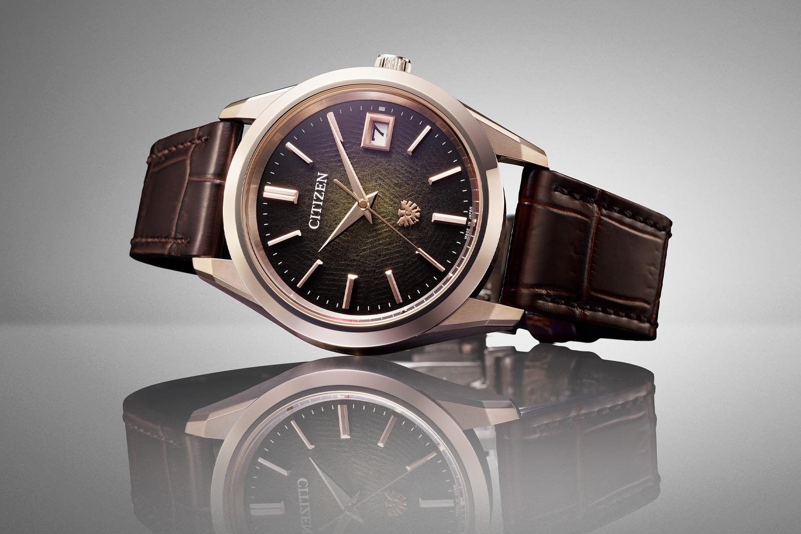 Citizen AQ4106-00W watch