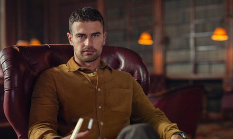 Theo James in The Gentlemen.