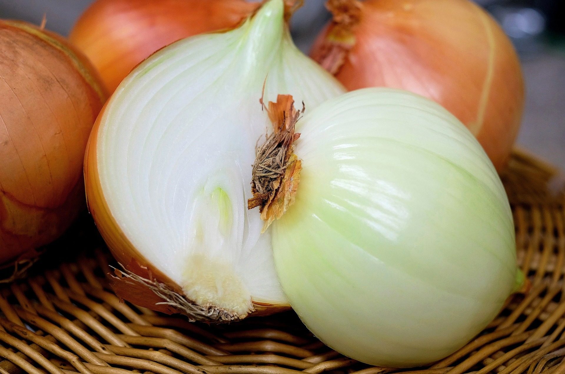 Yellow onion