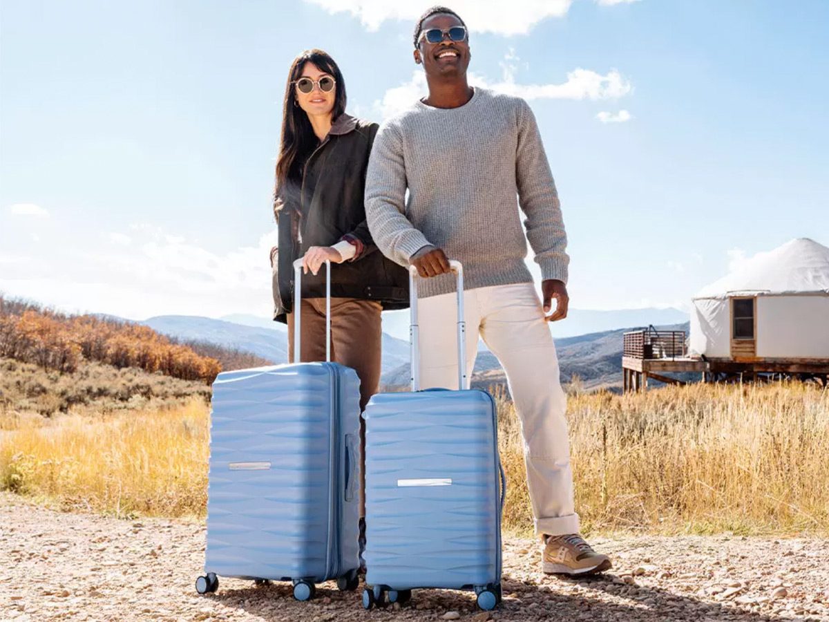 samsonite vs tumi backpack Better Than Basic the Deluxe Backpack offers thoughtful storage without sacrificing style or durability Backpack Zaino Tumi Pelle Backpack