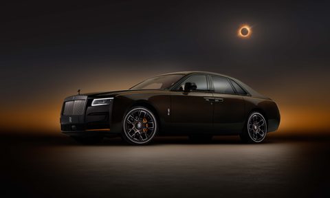 Black Badge Ghost Ékleipsis (1)