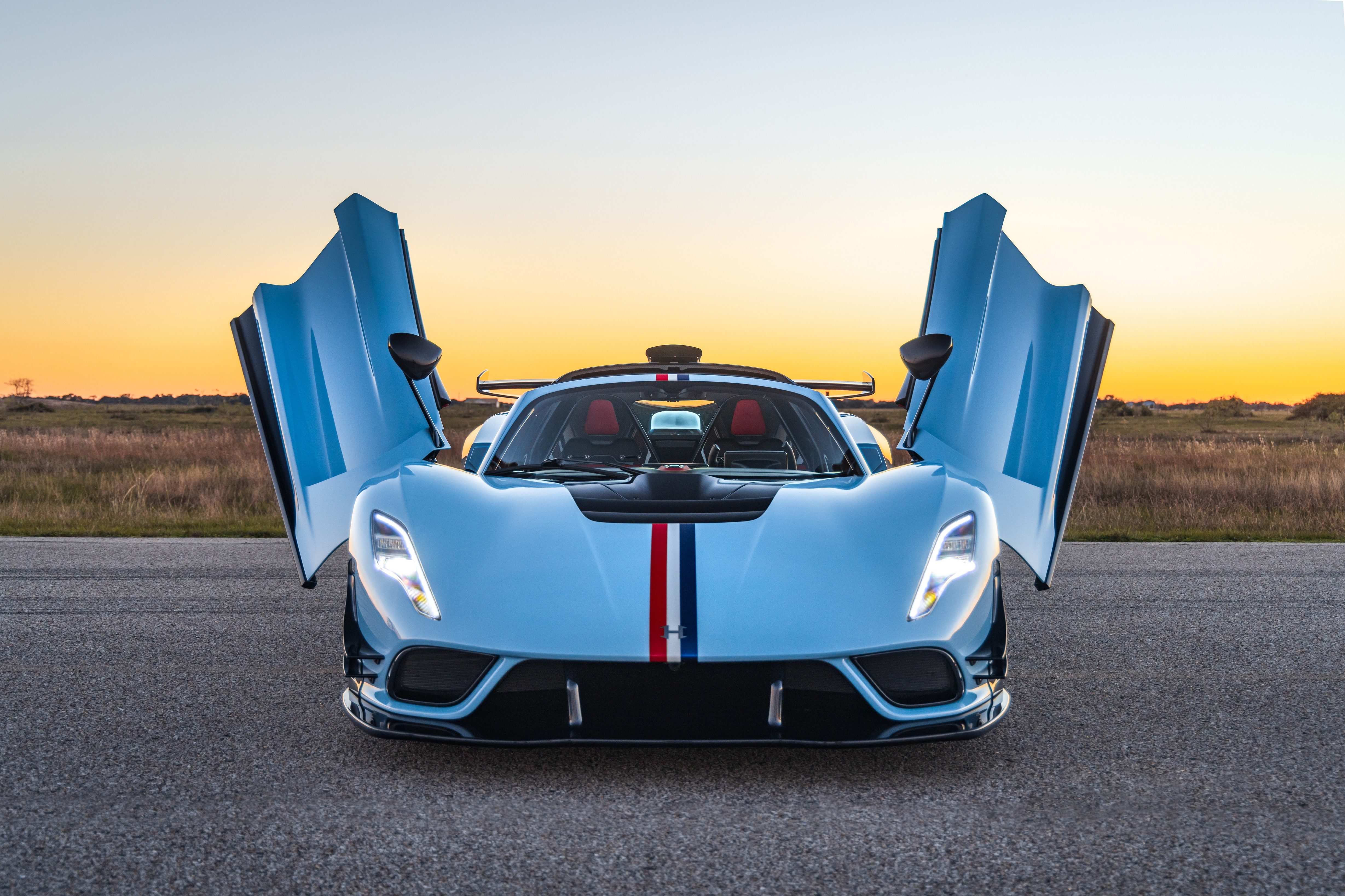 Venom F5 roadster revolution