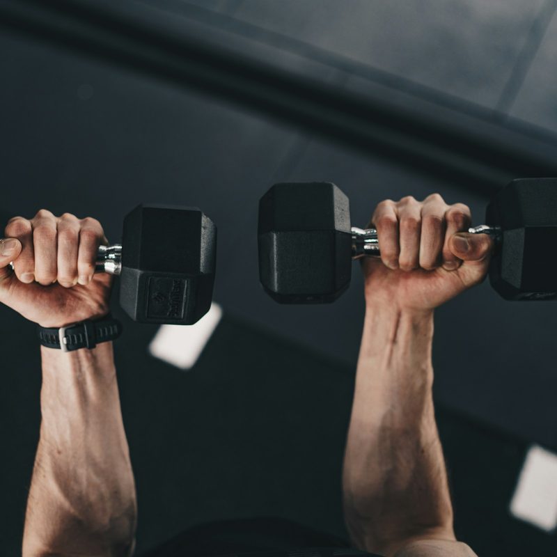 Man lifting weights