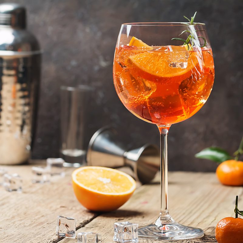Aperol spritz cocktail