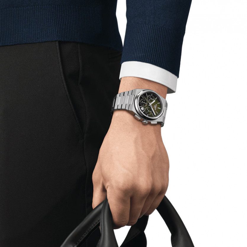Tissot Chronograph dark green on wrist