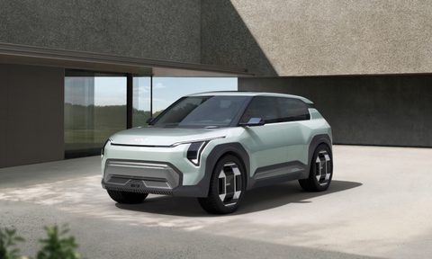 Kia EV3 Concept right front three-quarter view.
