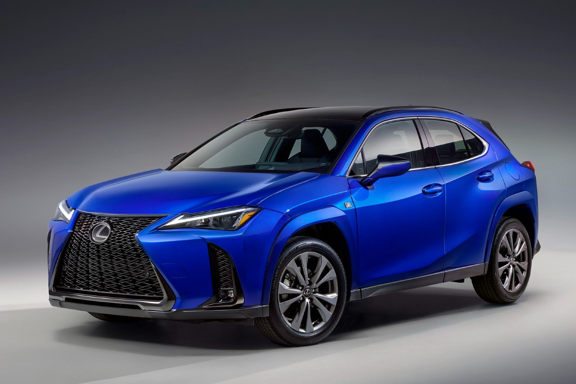 Lexus UXh FSport.