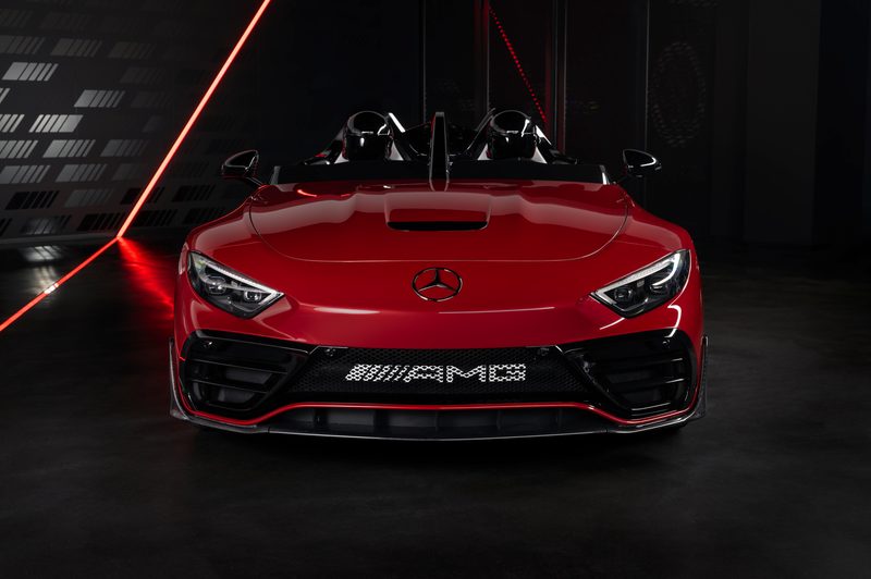 Mercedes-AMG PureSpeed Concept front view on a dramatic photo staging.
