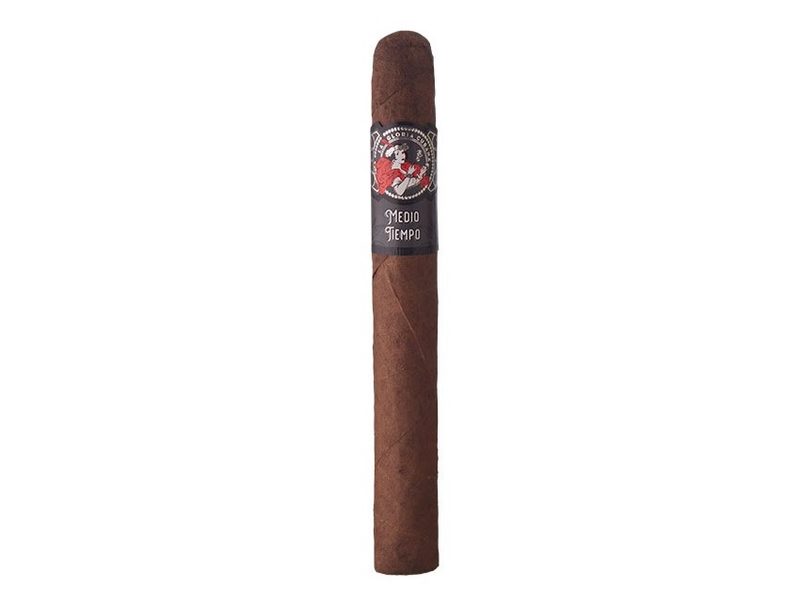 La Gloria Cubana Medio Tiempo in toro size.