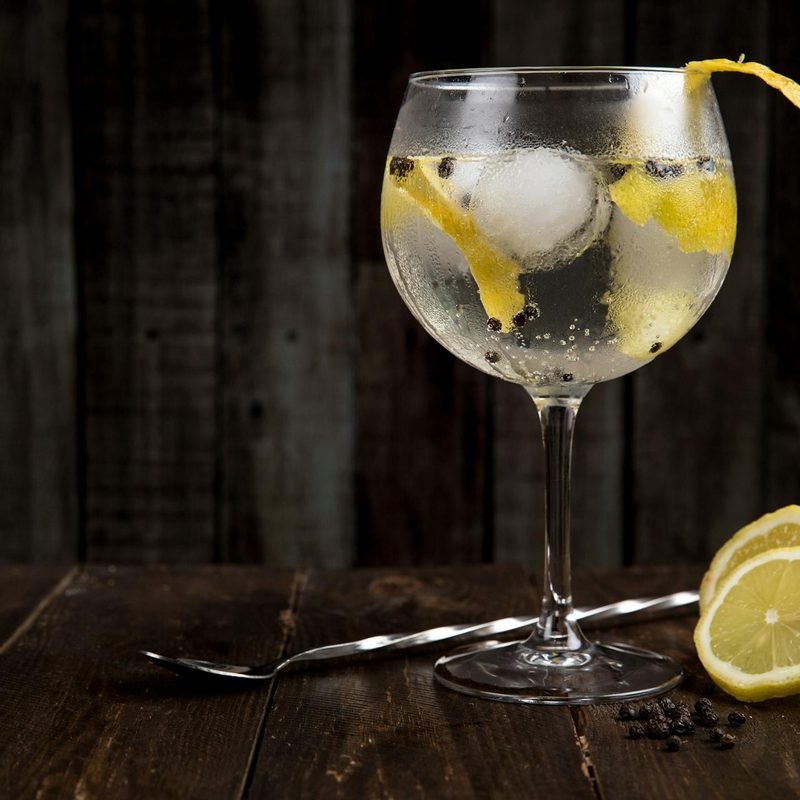 Gin cocktail