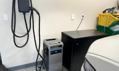 Anker Solix portable power station
