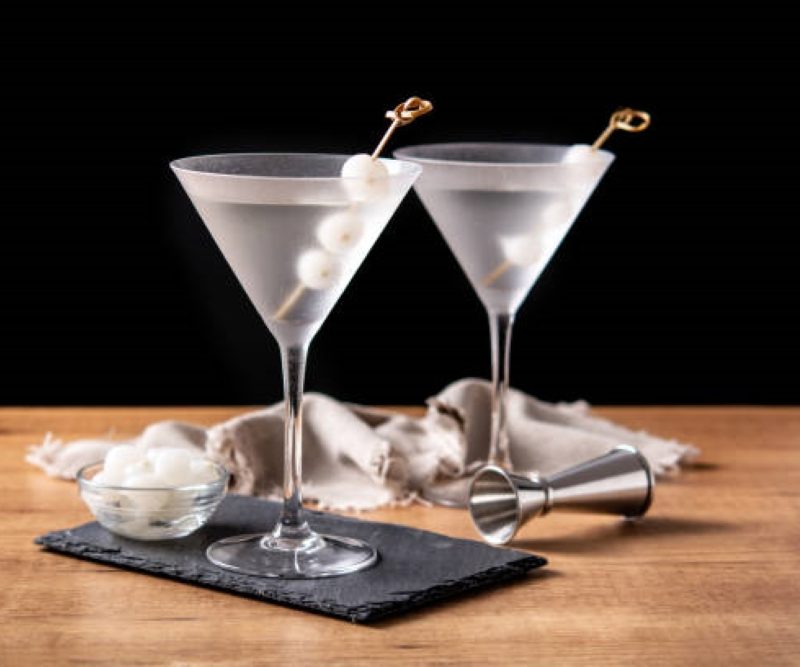 Gibson martini cocktails