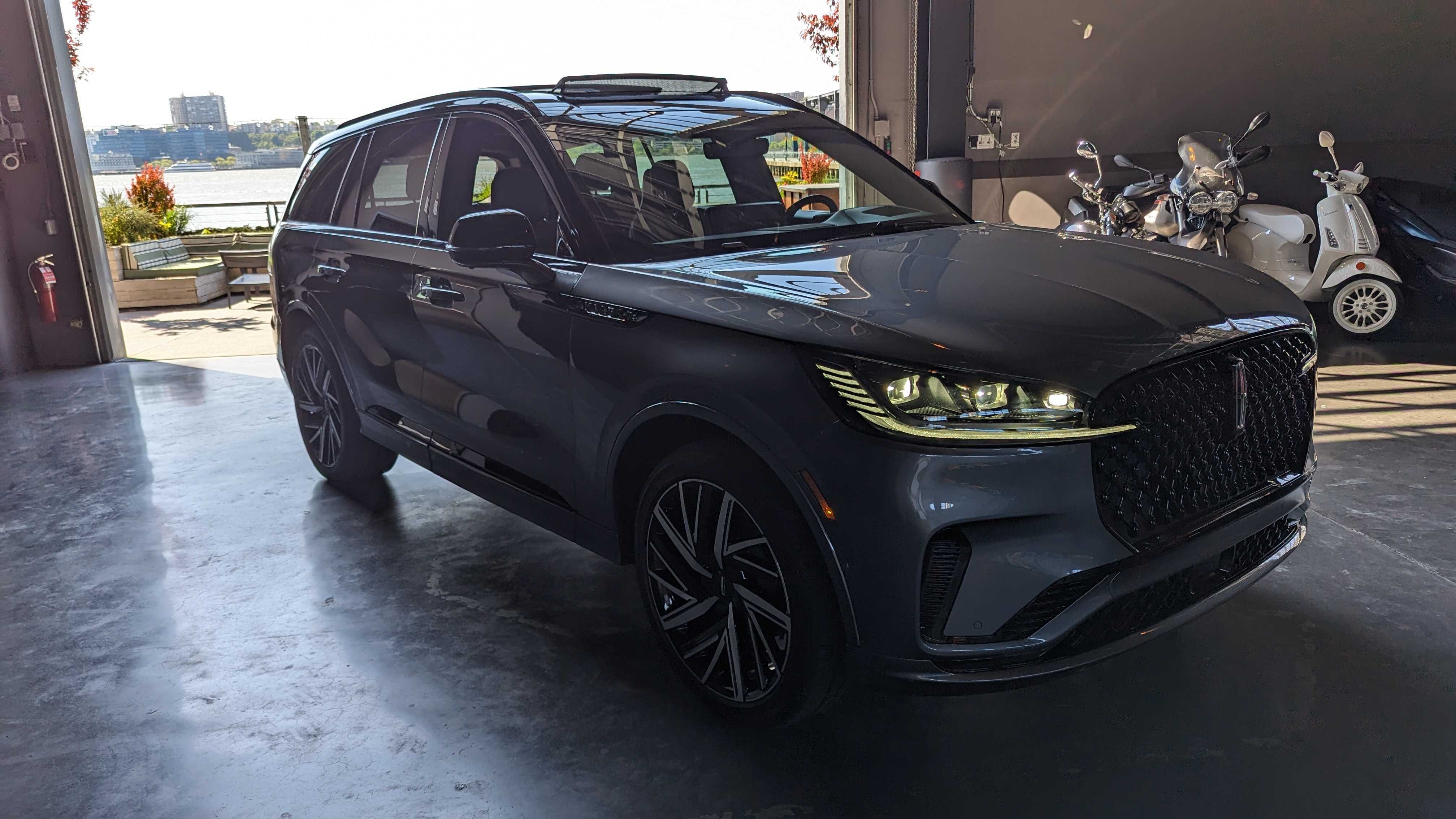 2025 Lincoln Aviator