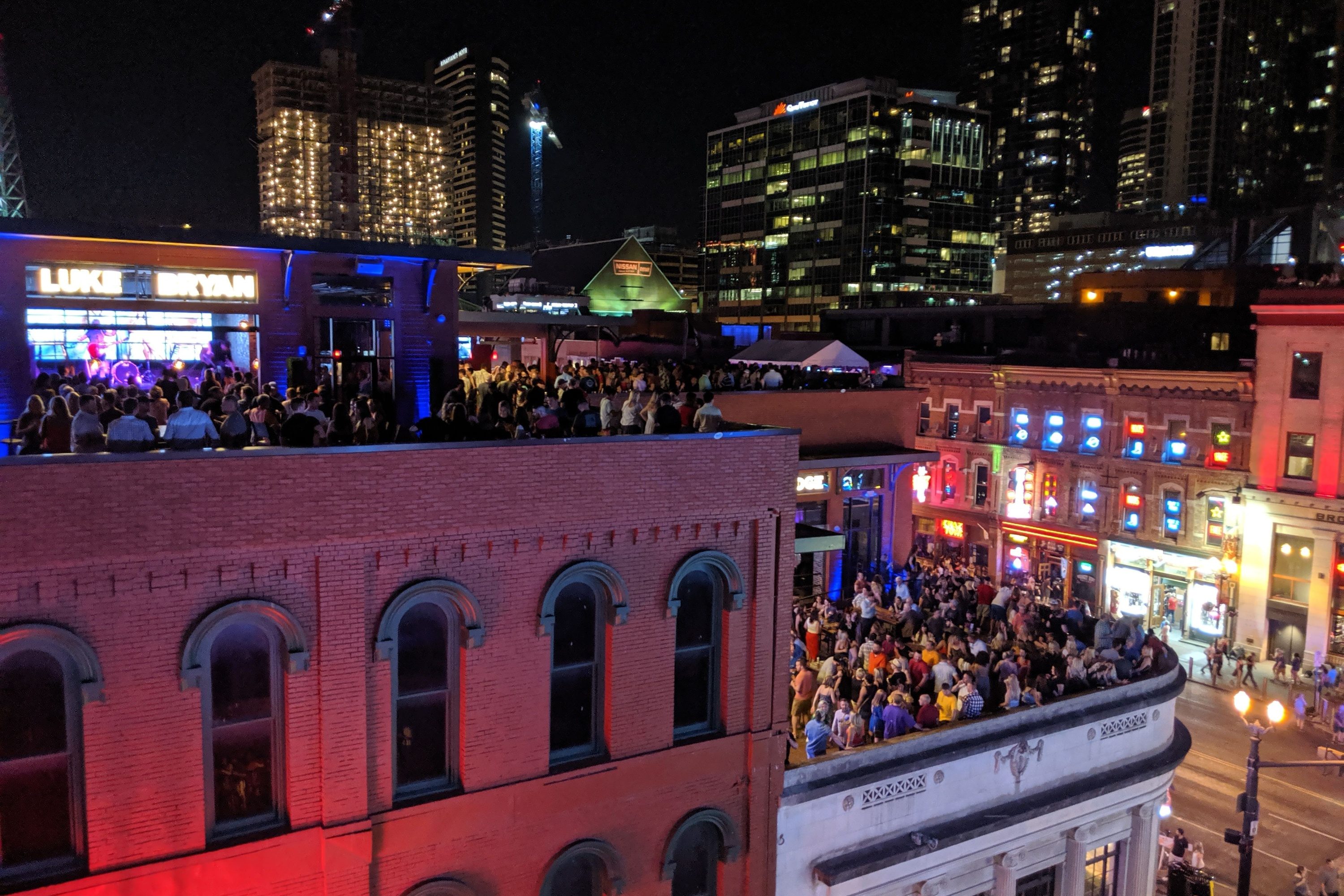 Roof top bars in Nashville