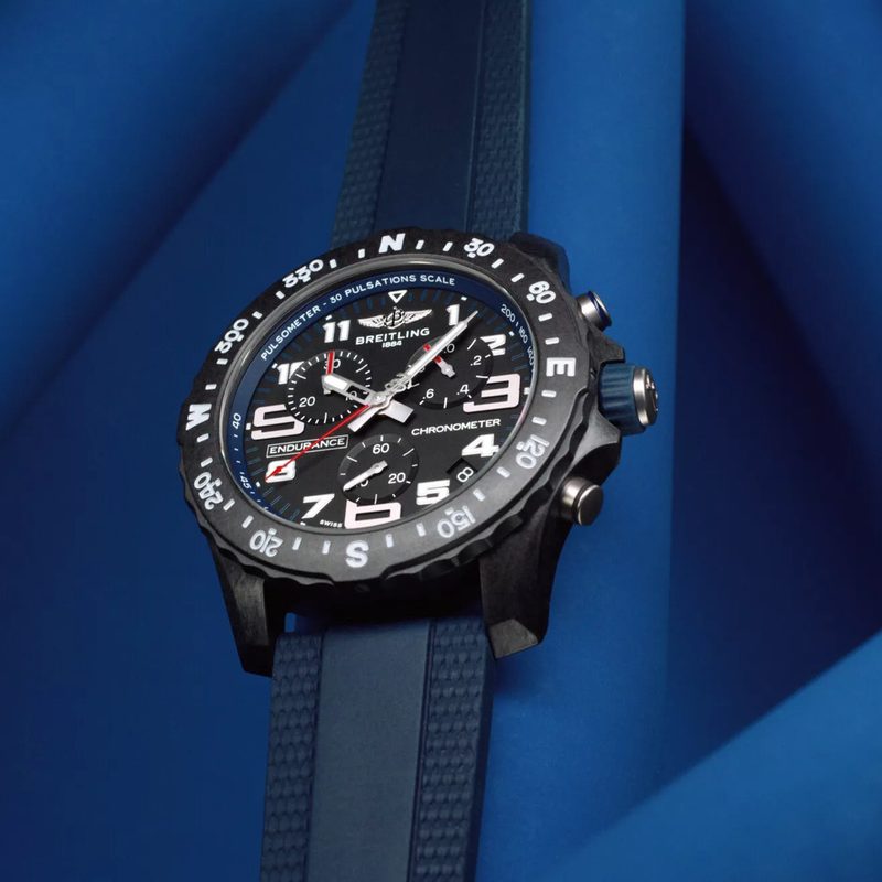 Breitling Endurance Pro 38 Breitlight