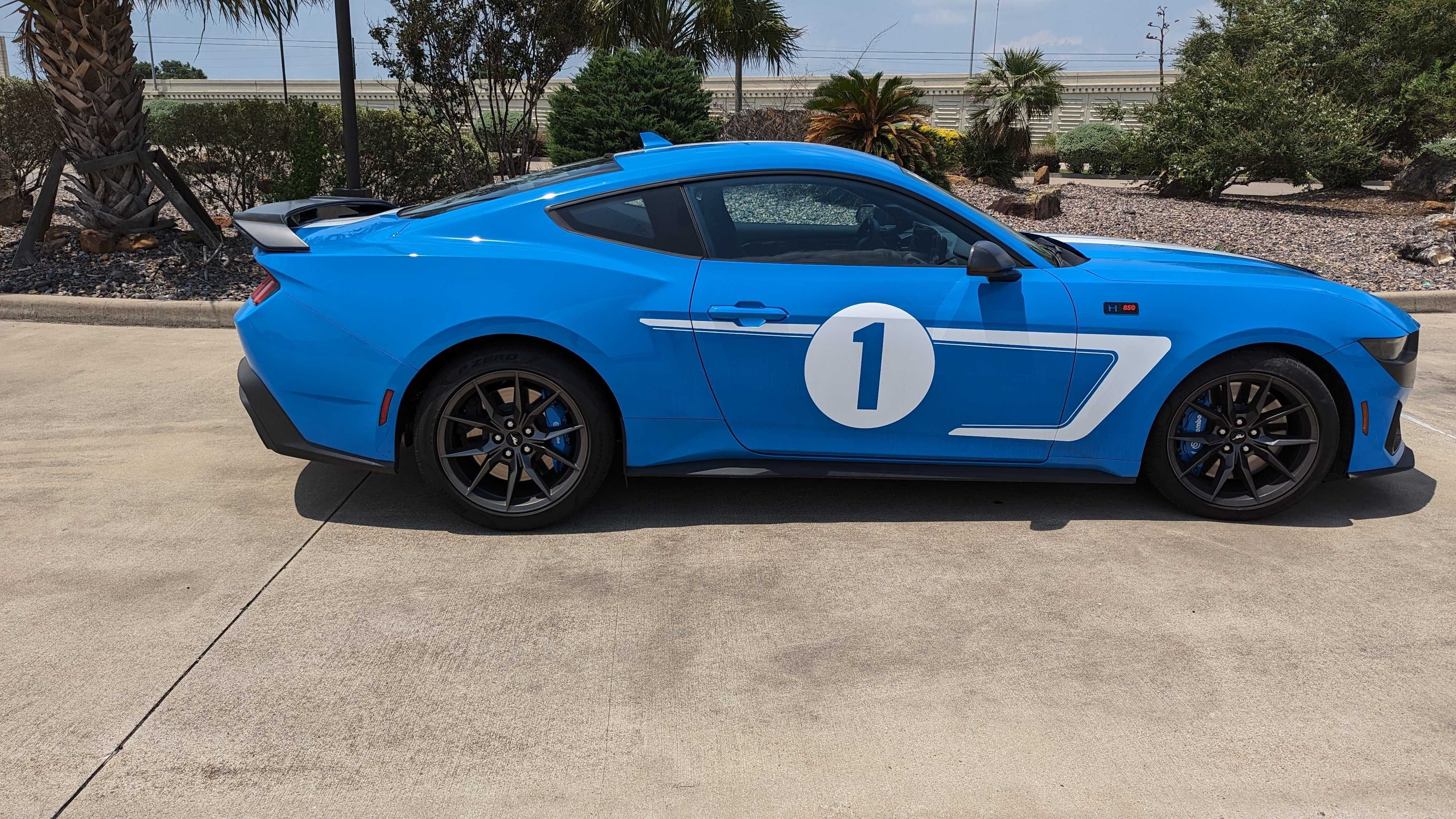 Hennessey H850 Side