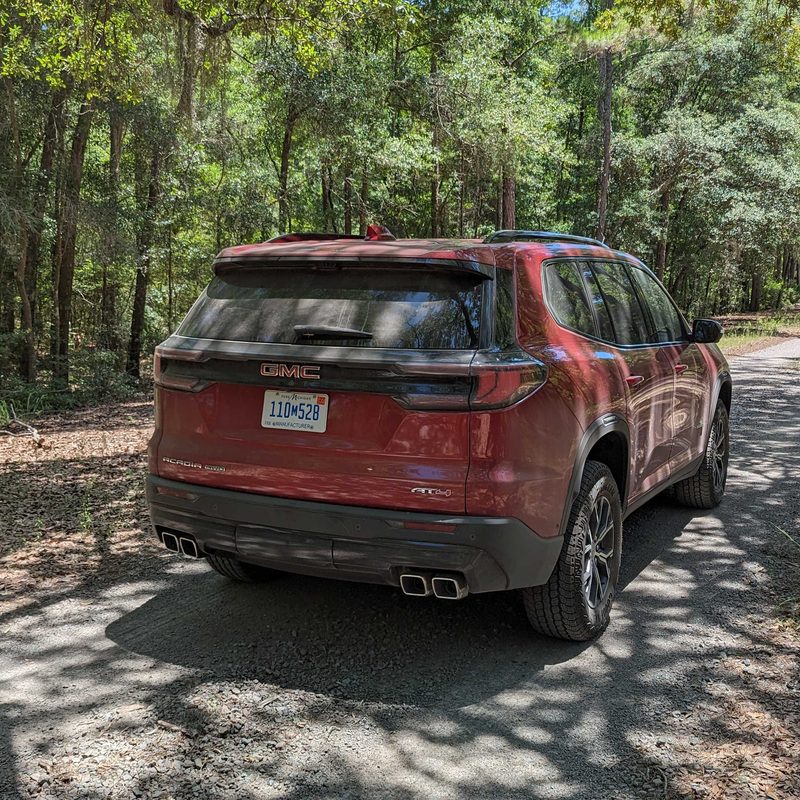 2024 GMC Acadia rear
