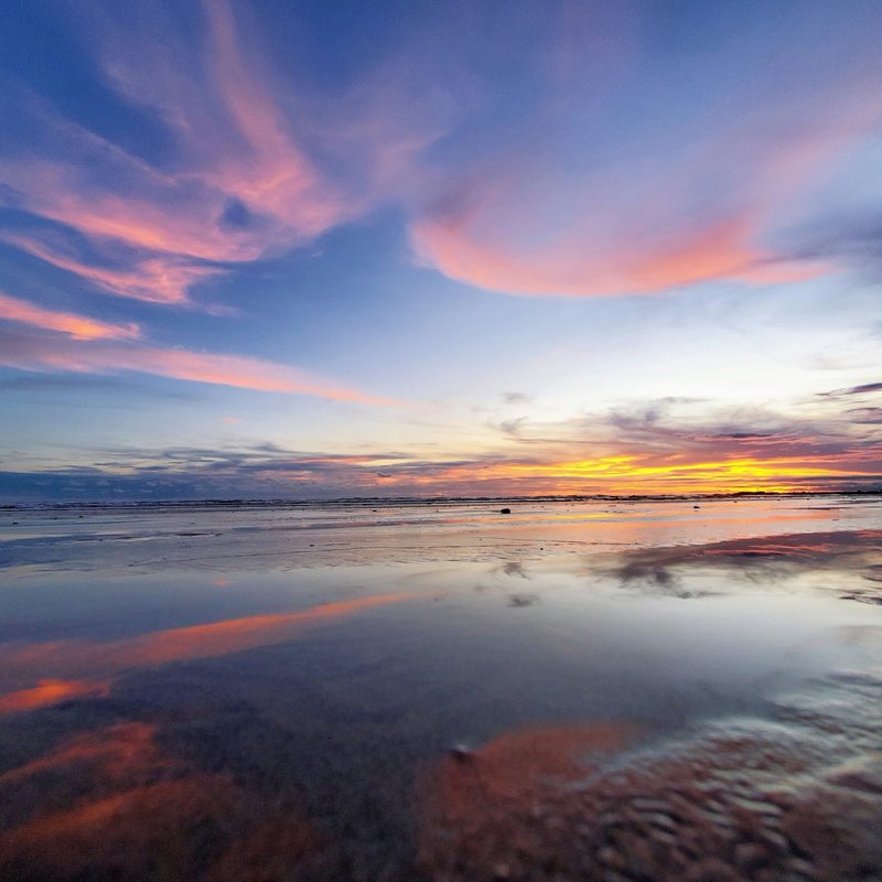 Costa Rica ocean and sun