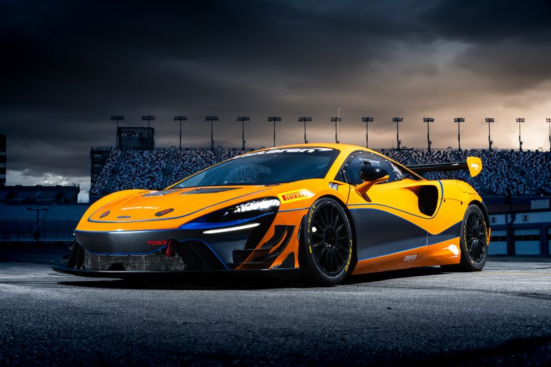 McLaren Arturo Trophy race <a href=