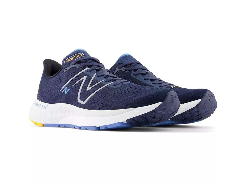 A pair of the New Balance Men's Fresh Foam X 880v13 Running Shoes.