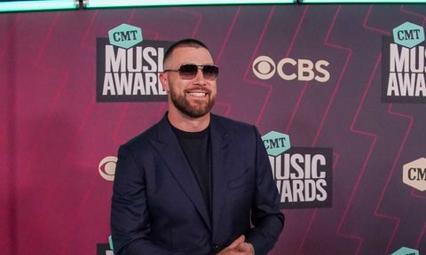 Travis Kelse at the CMT Music Awards