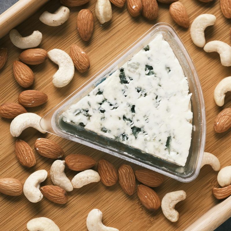 Blue cheese with nuts
