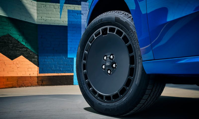 2025 Ford Maverick Lobo street performance truck custom wheels.