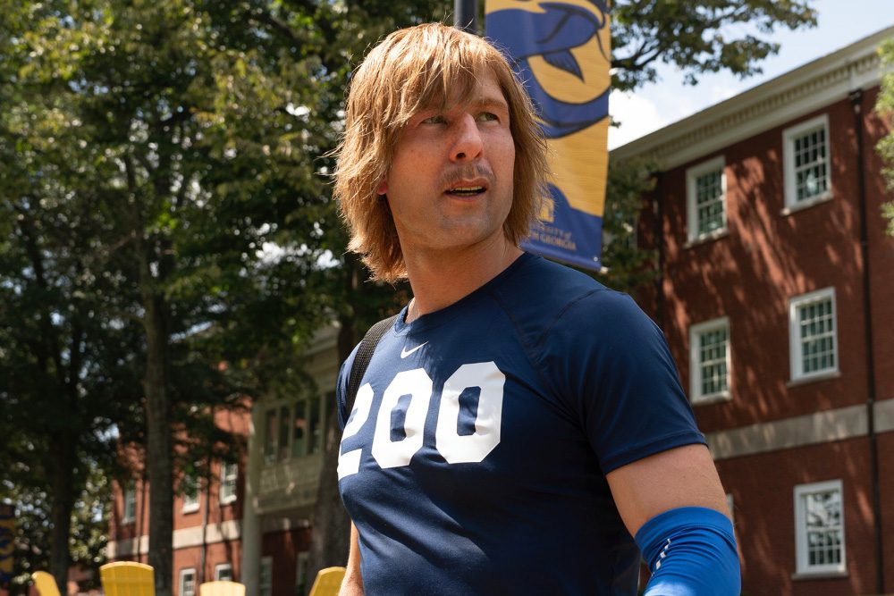 Glen Powell in Chad Powers.
