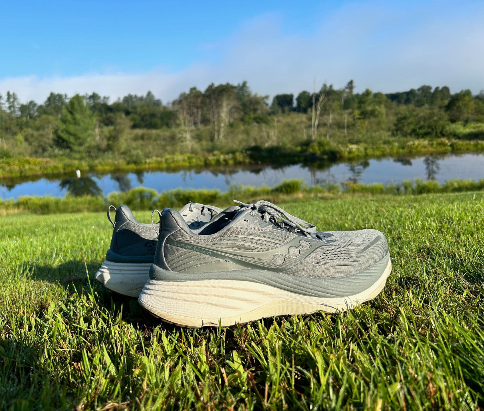 NEW SAUCONY men\'s hurricane 24 shoe in bough Amazon.com | Saucony Men main image 3