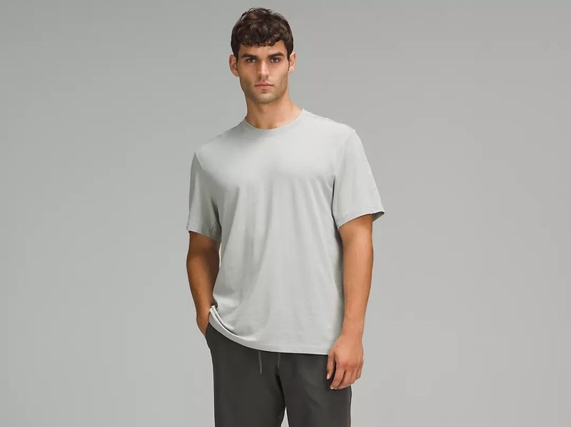 A man wearing the popular Lululemon men's Zeroed In Short-Sleeve Shirt.