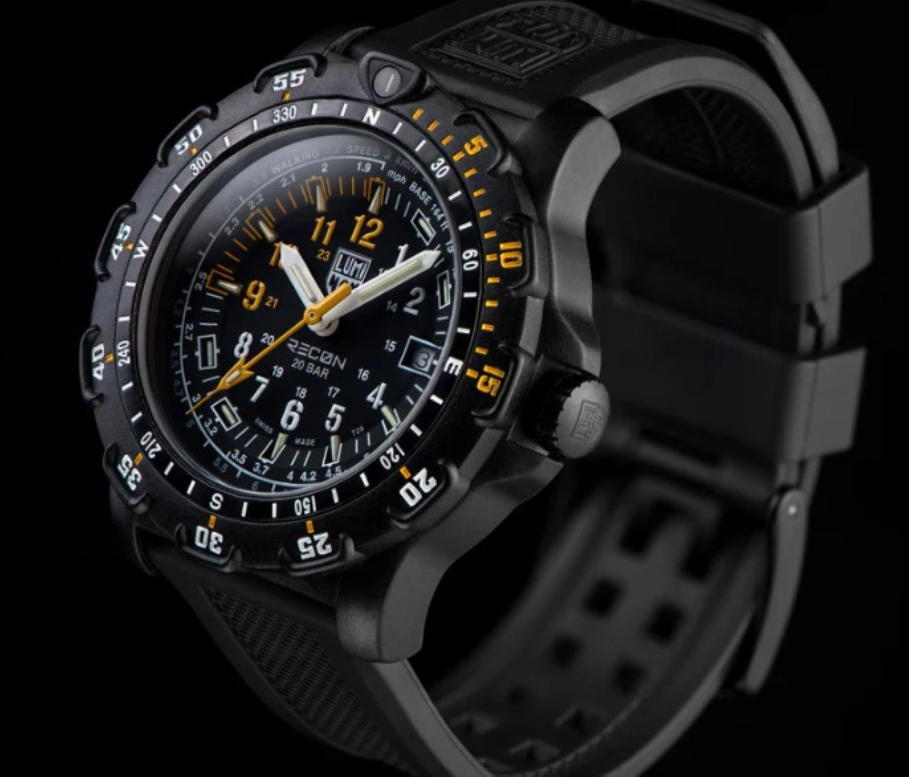 Luminox RECON