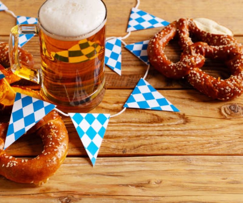 Oktoberfest beer and prezels