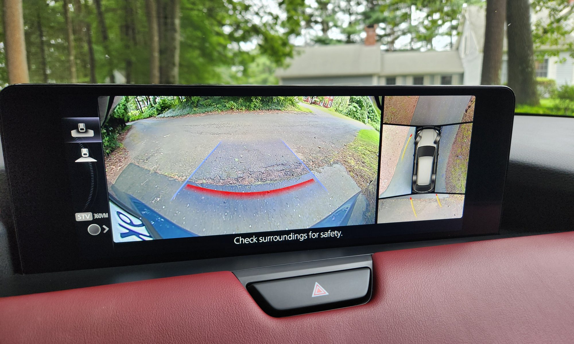 2025 Mazda CX-70 PHEV 360-degree view with four cameras.