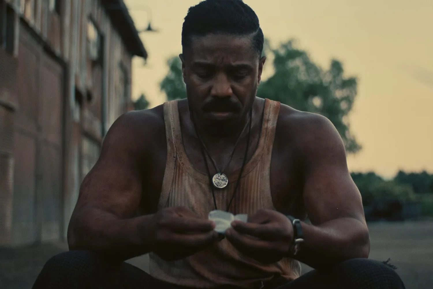 Michael B Jordan in Sinners
