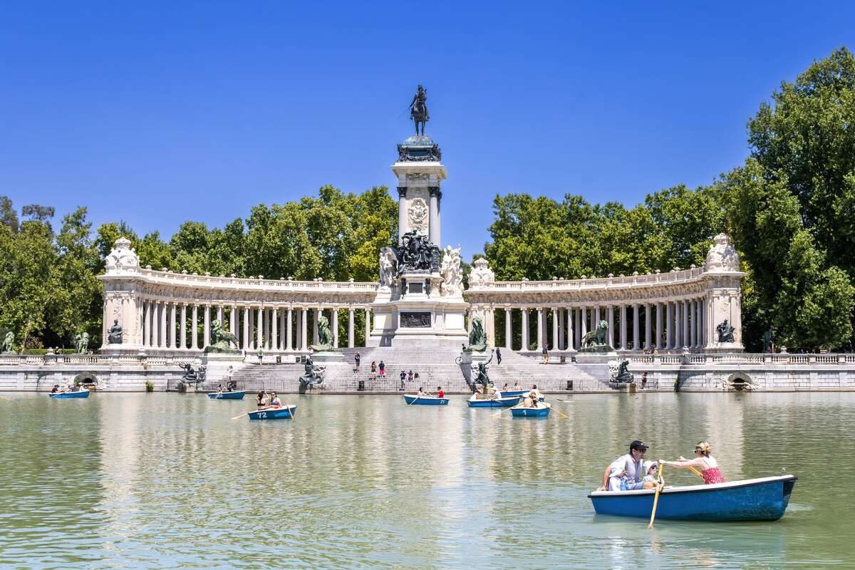 El Retiro Park