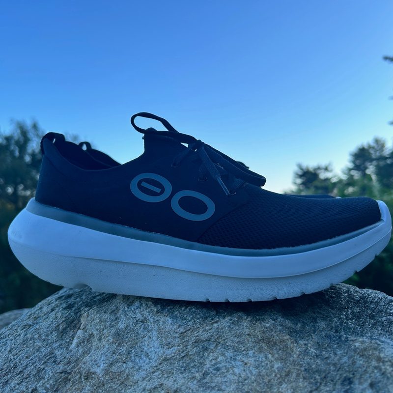 OOFOS ooMy Stride