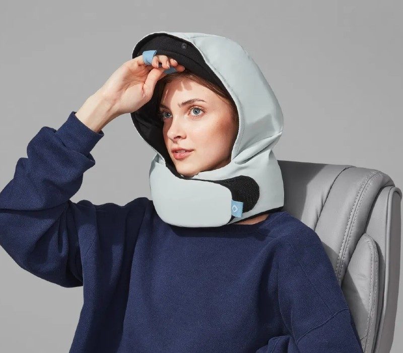 Pluto pillow pod
